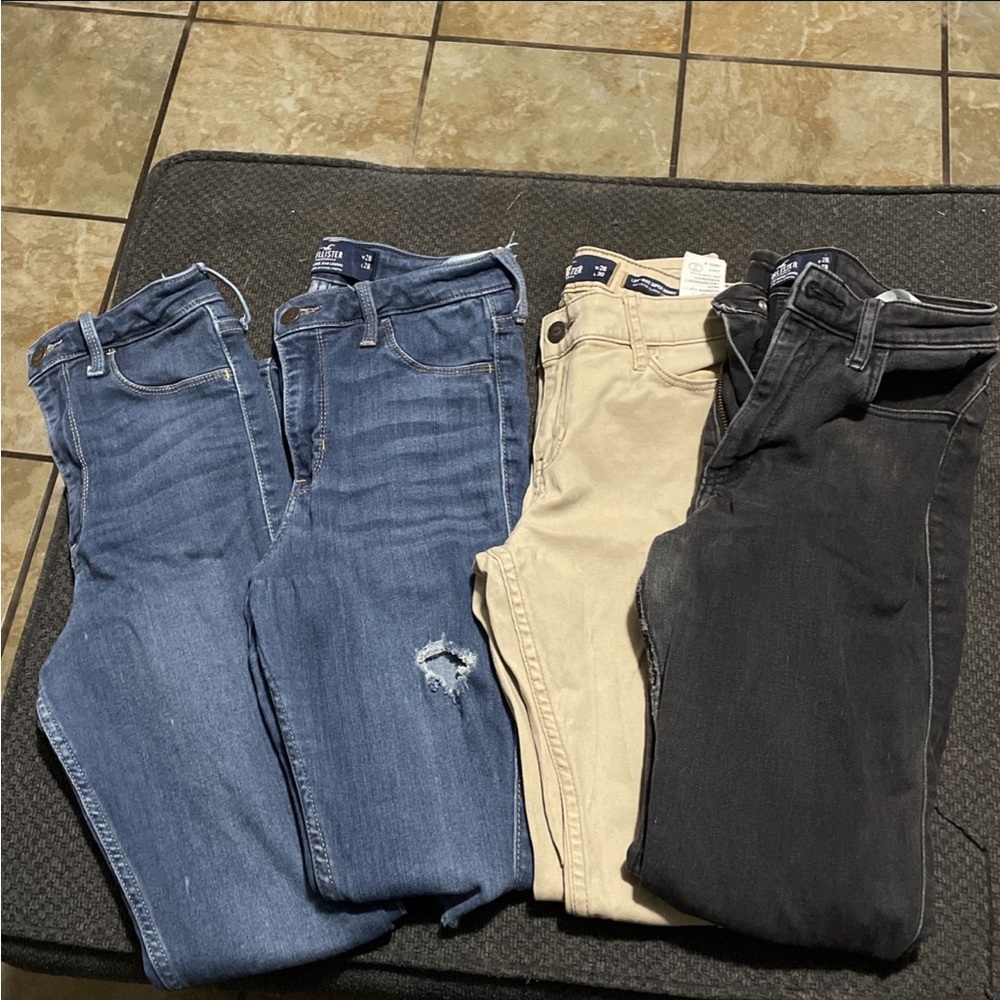 Hollister pants